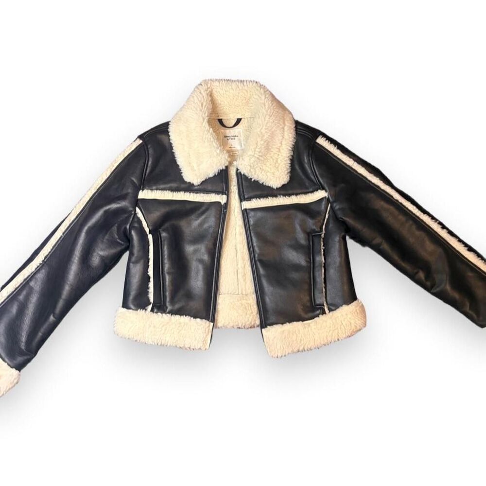 Abercrombie-fitch Women's Vegan Leather Black and Cream Sherpa Bomber Jacket